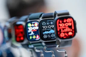 Apple Watch With Built-In Camera and AI-Powered Features